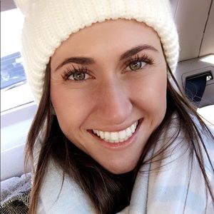 Meet your Posher, Adrianna